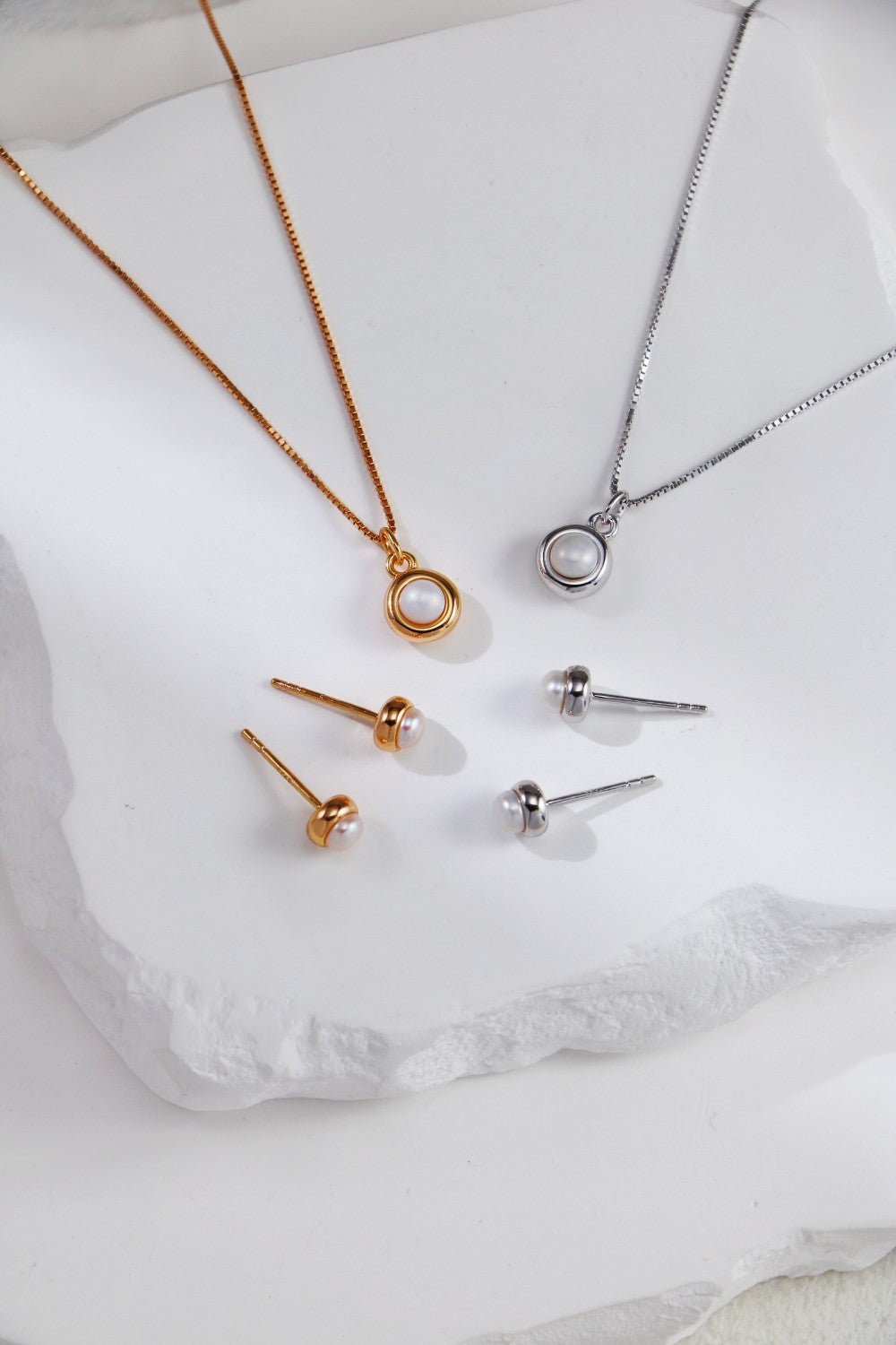 Luna Glow Necklace