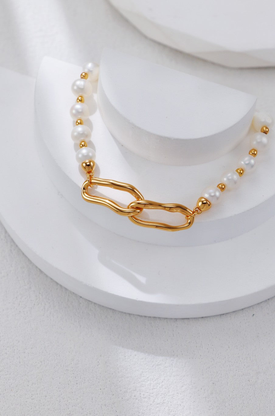Ripple Link Pearl Bracelet