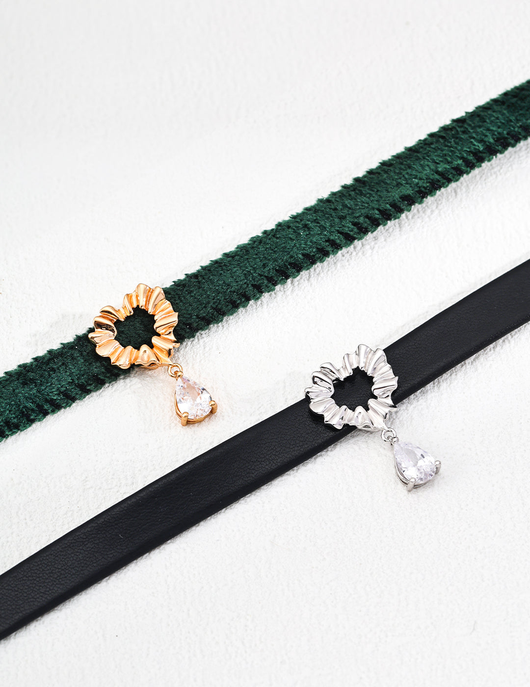 Emerald Velvet Choker Necklace | Petite Secret Jewellery - Petite Secret Jewellery