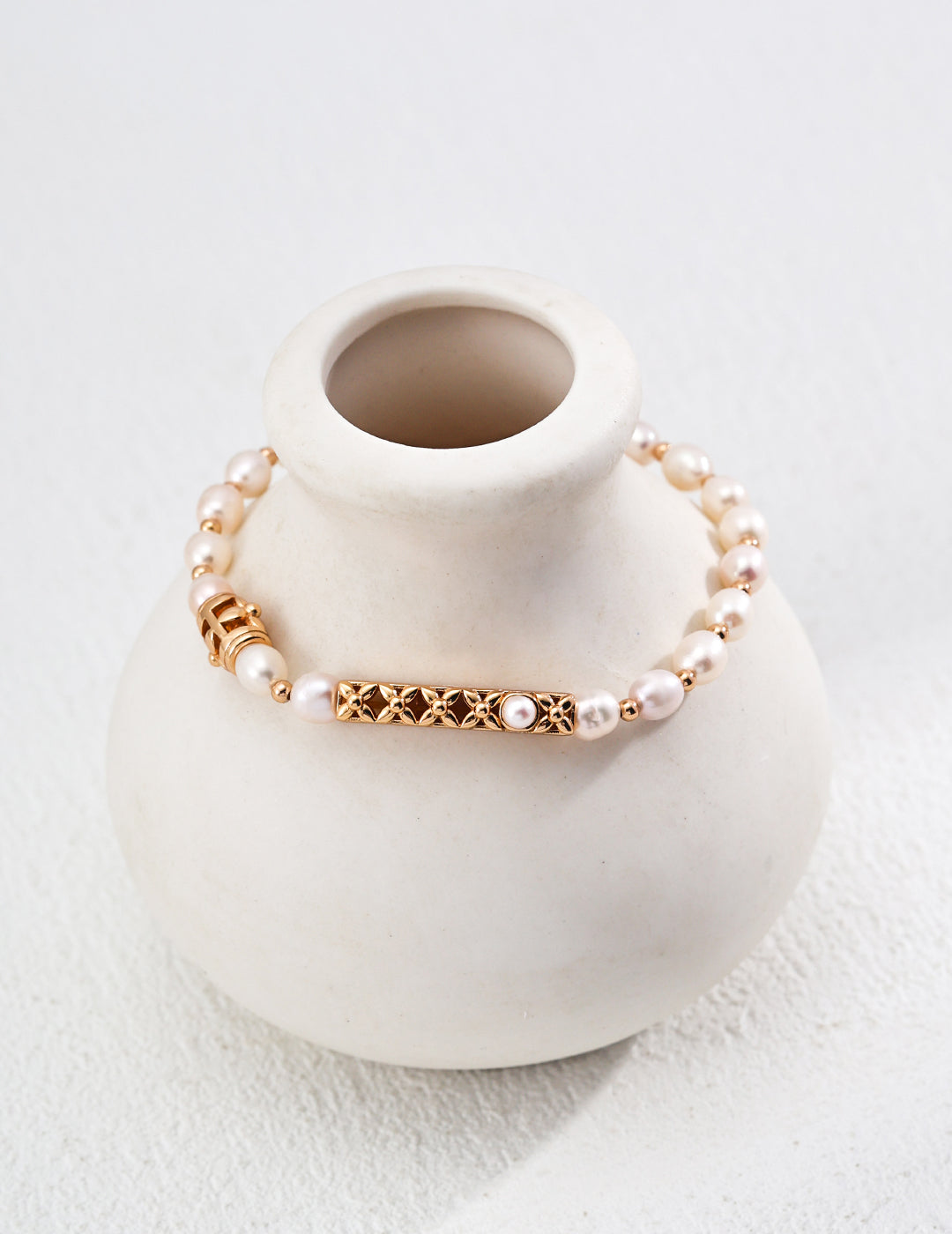 Golden Pearl Bar Bracelet | Petite Secret Jewellery - Petite Secret Jewellery