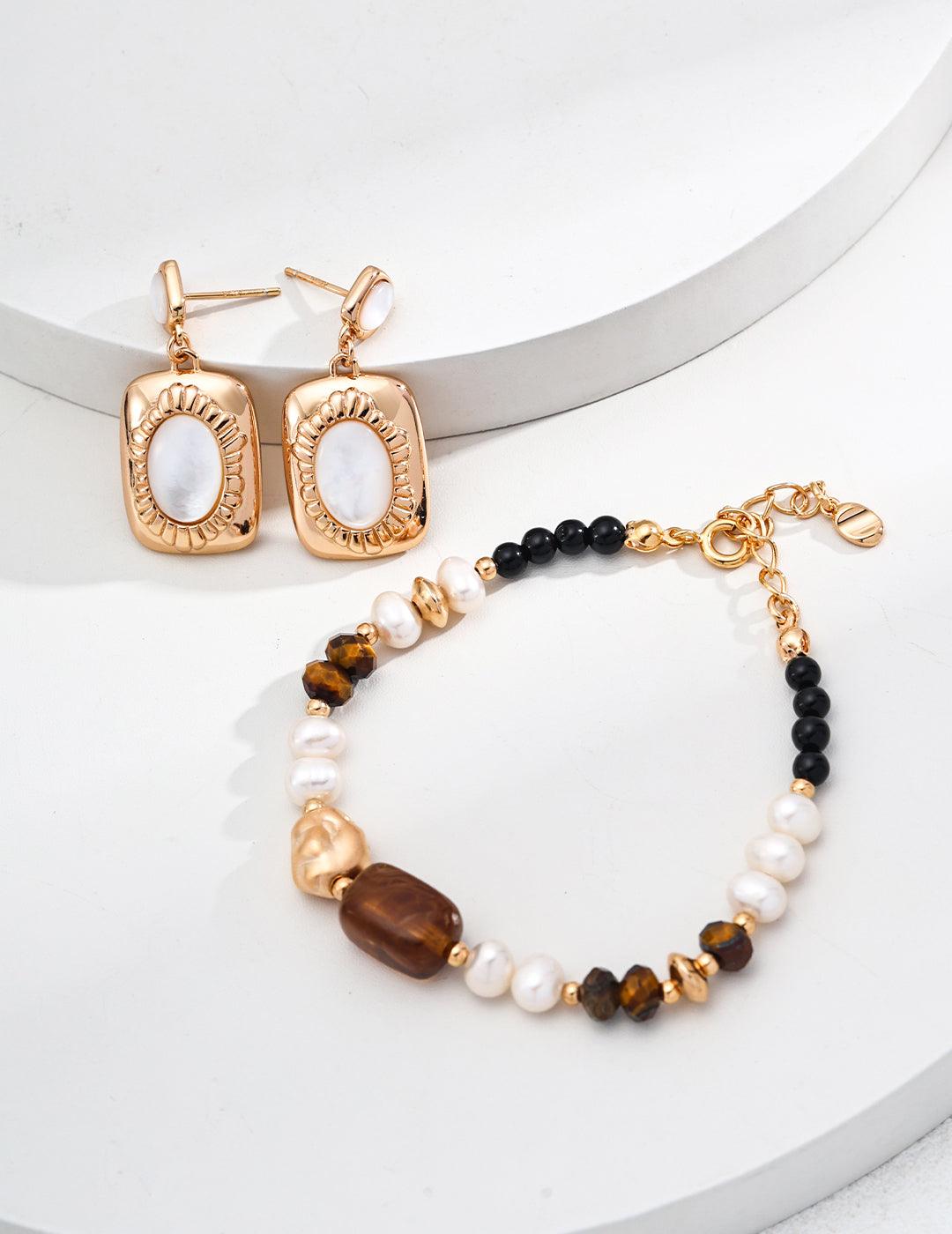 Golden Serenity Earrings - Petite Secret Jewellery