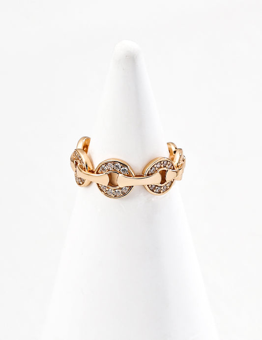 Chain of Light Rings