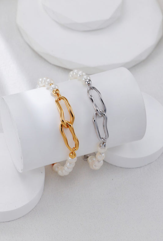 Ripple Link Pearl Bracelet