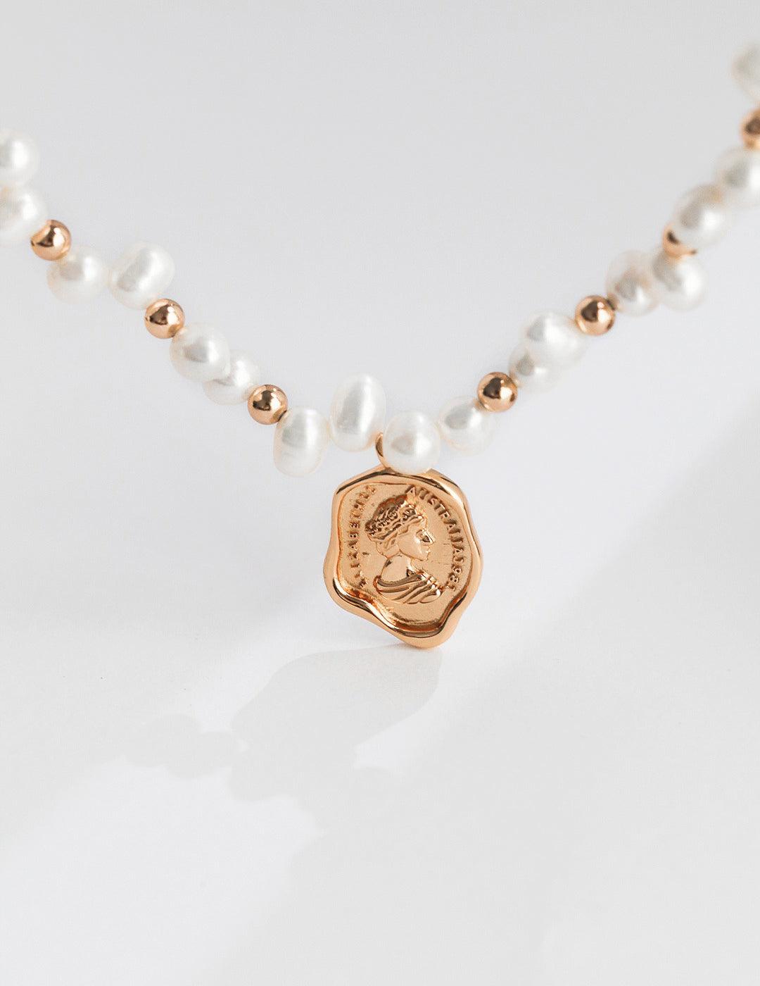 Queen Glow Pearl Necklace - Petite Secret Jewellery